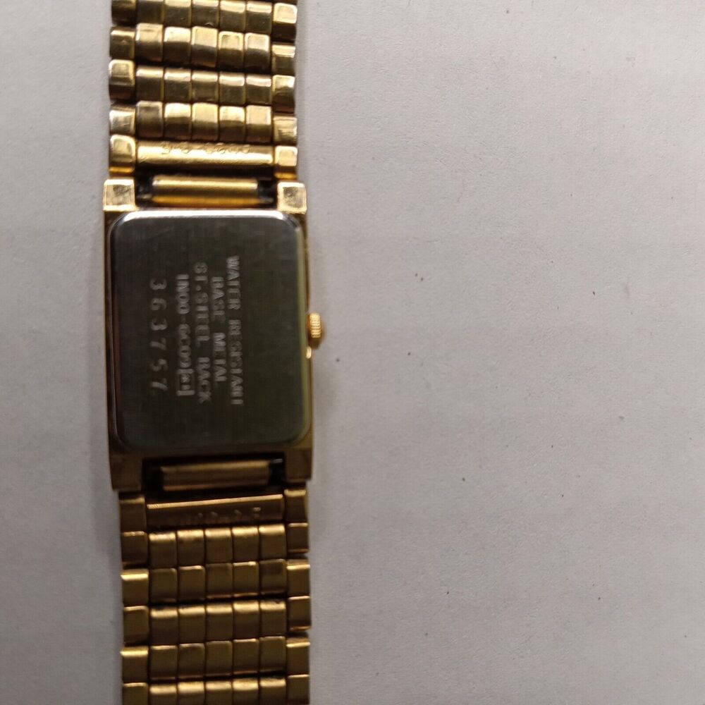 Vintage Seiko Watch For Women FLAWED NOT WORKING-For parts AS IS - Picture 4 of 13